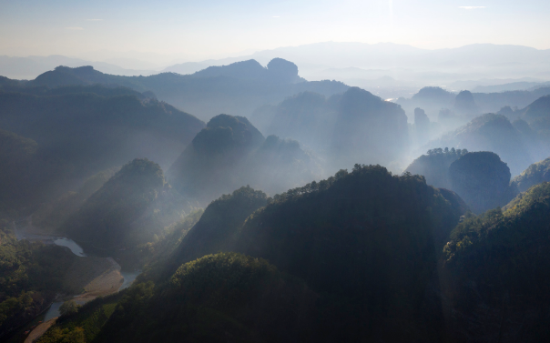 山外山，是什么模樣？